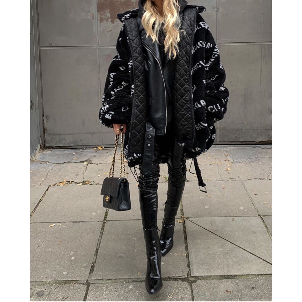 Balenciaga Fleece Jacket Fur Coat Faux Fur Stand Collar Logo Coat 100% Authentic - Picture 11 of 16